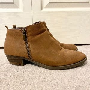 Carlos Santana Brie Brown Ankle Booties